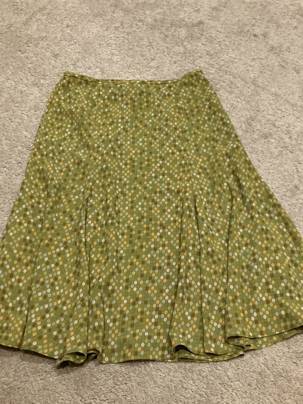Jones Wear Avocado Green Coffee Bean Dot Oval Skirt Size 6 Midi-length